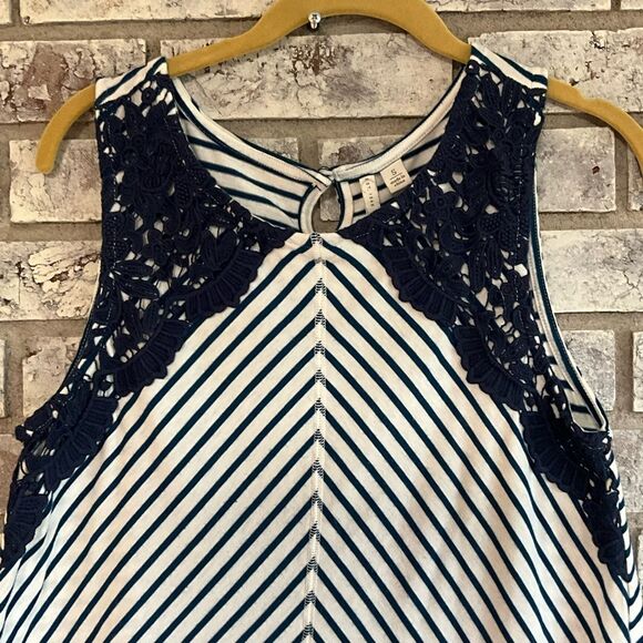 Est. 1946 Sleeveless Nautical Stripe Tank Top with Lace Detail – Size Small - Picture 7 of 7